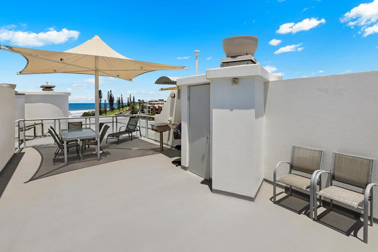 Grand Palais Beachside Resort Alexandra Headland Exterior foto